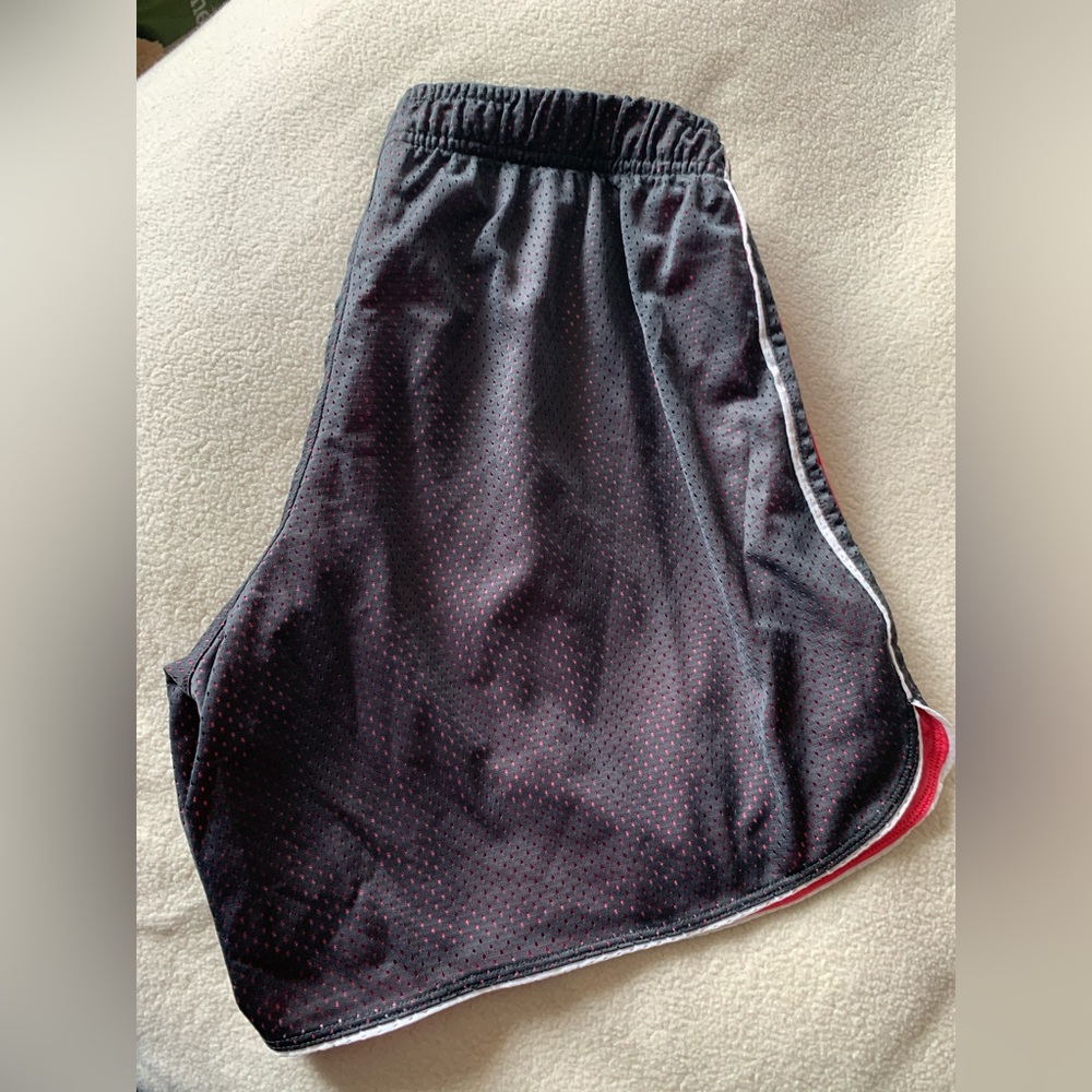 Reebok Women’s Black Mesh Athletic Shorts Size M Elastic Waistband